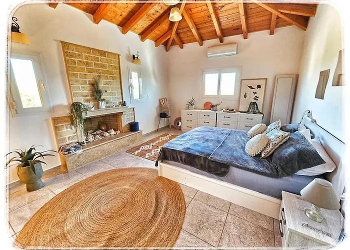 Petit Paradis Grec * Loukaiti